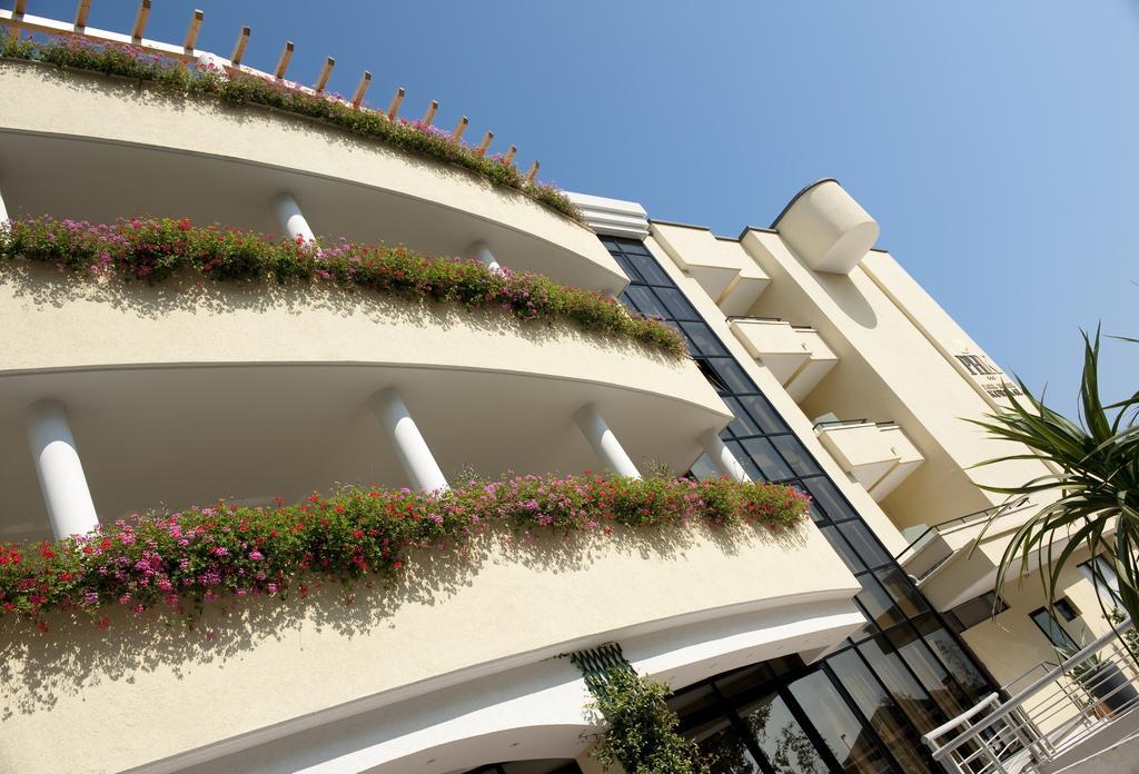 Park Hotel Kursaal Misano Adriatico Esterno foto
