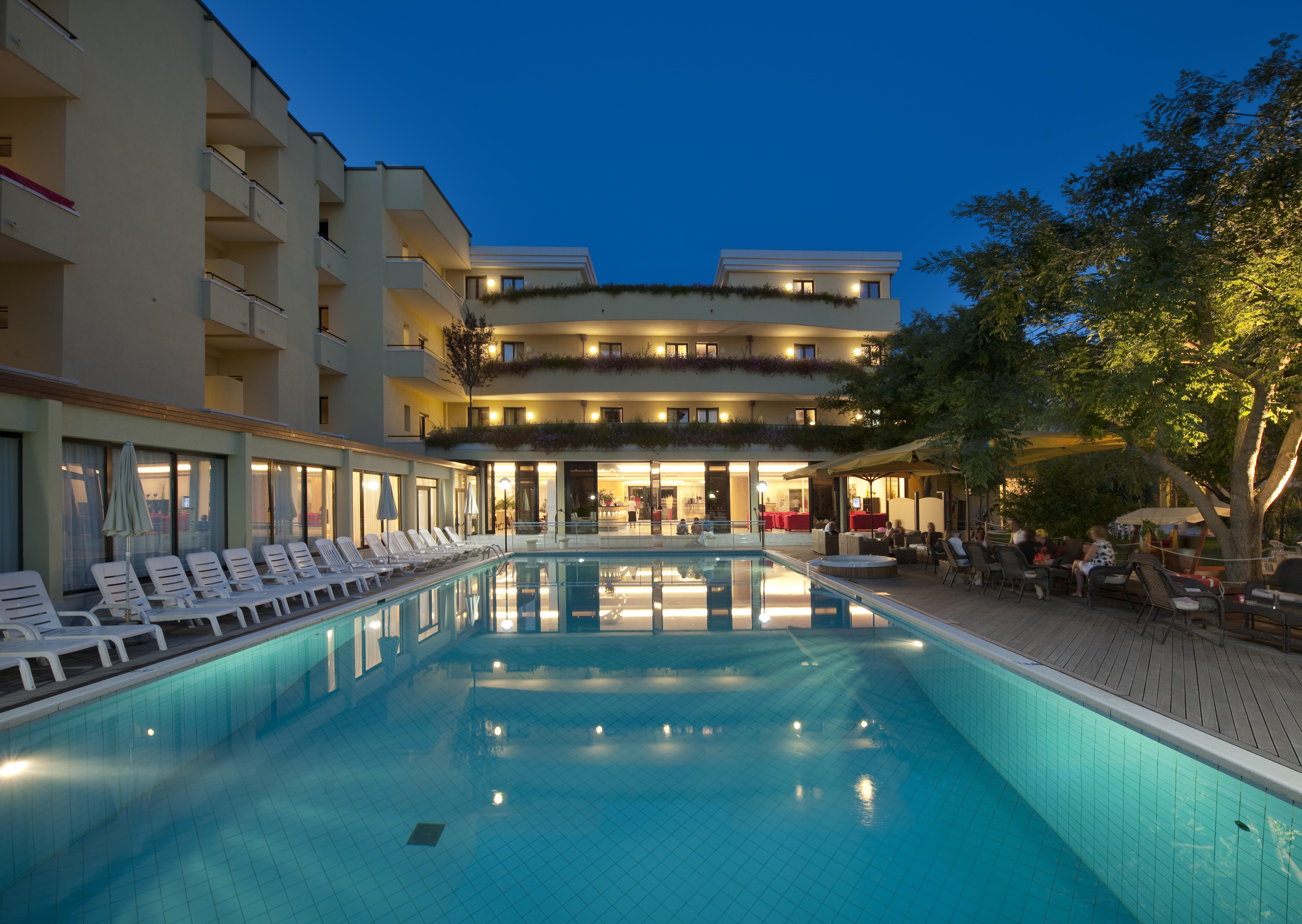 Park Hotel Kursaal Misano Adriatico Esterno foto