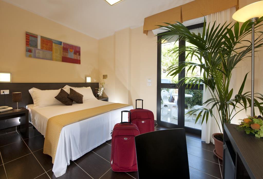 Park Hotel Kursaal Misano Adriatico Esterno foto